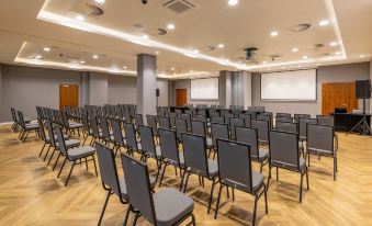 Hotel Krynica Conference & SPA