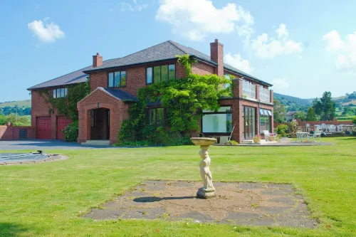 Tall Trees Hotel a Trefnant