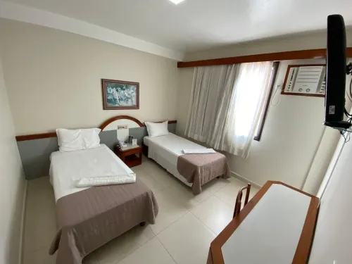 Champagnat Praia Hotel فنادق في فيلا فيلها