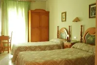 Hostal León Hotels in Tierra de Trujillo