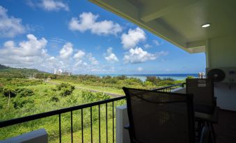Mariana Suites