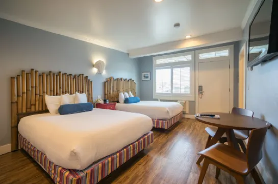 Beach Street Inn and Suites