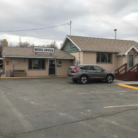 Paintbrush Motel