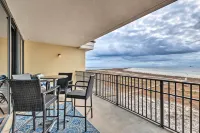 Beachfront Dauphin Island Condo Pool Access! - Ocean View