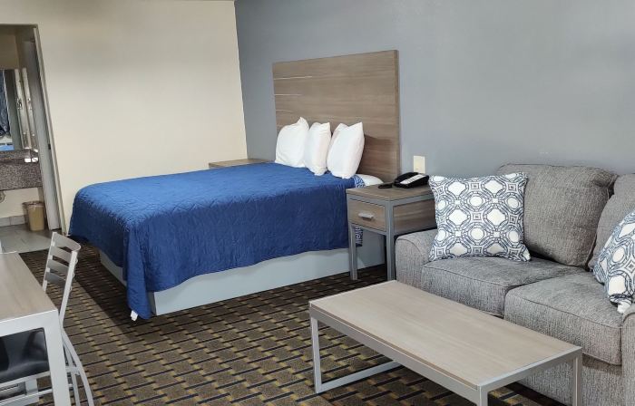 Ameristay Inn & Suites