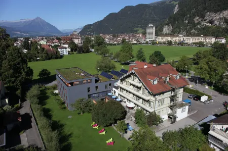 Backpackers Villa Sonnenhof - Hostel Interlaken Отели в г. Гштейгвилер