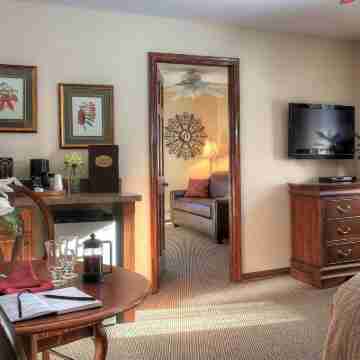 Woodfield Manor - A Sundance Vacations Property Rooms