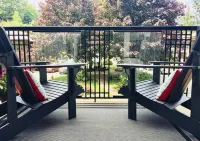 Artisan Suites on Bowen Hotels in Gibsons