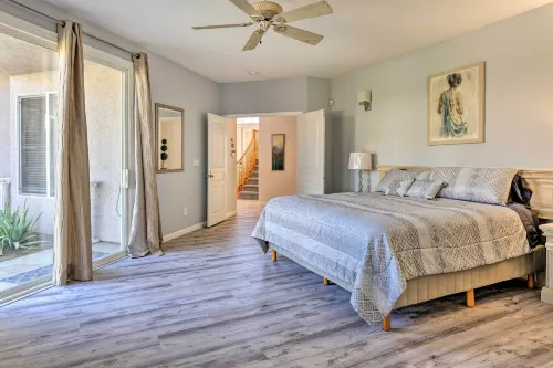 Family-friendly Modesto Home w/ Grill & Yard - Wifi