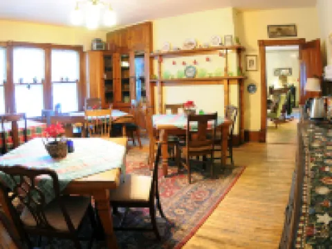 Keene Valley Lodge Hotels in Keene