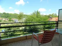 Hotel Inomaos - Bjergudsigt