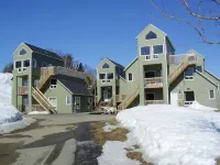 레 스튜디오 데베르제망 뒤 도멘 포제 Belvédère de la chute de la rivière Jean-Noël 주변 호텔