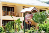 Pirogue Lodge Hotels near Cote d’or Beach