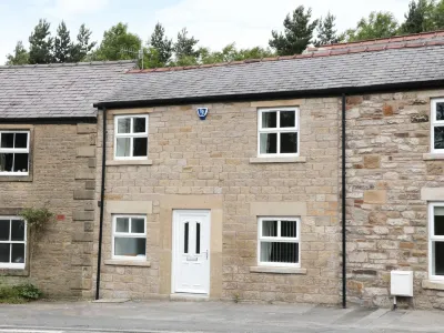 Carters Cottage Hotels near Edale Cross
