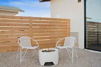 Back Haus - Views, Dark Skies and Fire Pit! 1 Bedroom Home by RedAwning Hotels in Joshua Tree
