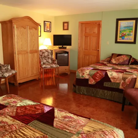 A Garden Stroll Bed & Breakfast Hotels in Perth County