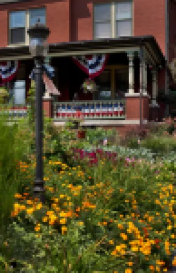 B. F. Hiestand House Bed & Breakfast