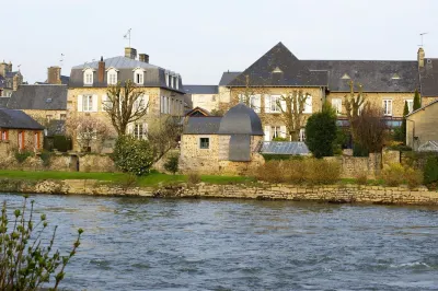Logis Hotel Restaurant Auberge de La Sélune Hotels in Manche