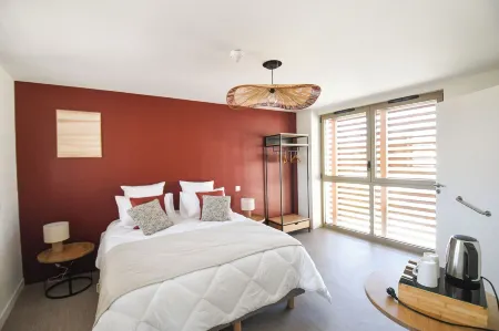 Le Clos des Cadoles Отели в г. Ле-Рисе