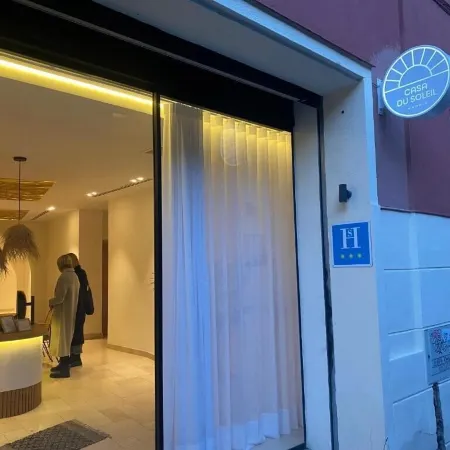 Casa du Soleil Hostal Boutique Отели рядом с достопримечательностью «Площадь Испании»