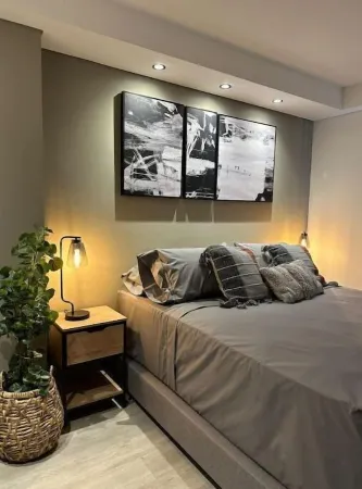 HighComfort with Skyline Views