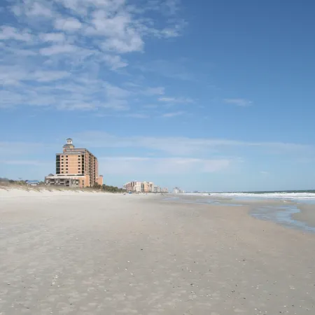 Cabana Shores Hotel