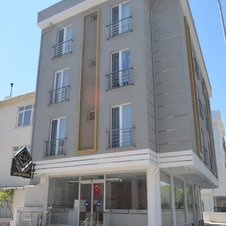 GUVEN Hotel