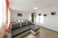Appart'Hôtel - l'île en Mouvement Hotels in Montenois