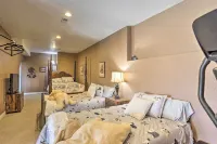 Black Hawk Lower-Level Unit with Game Area! Hotels in Southwest Meade