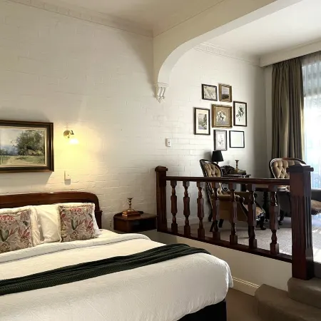 Victoria House Motor Inn