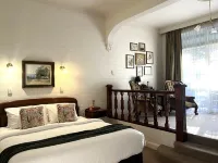 Victoria House Motor Inn - Motels