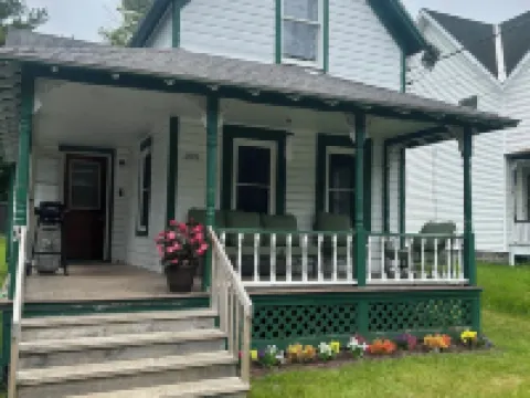 The Guides House • Cozy Main St Stay with Porch Views Hotels in Webb
