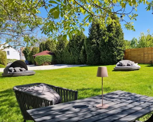 The Secret Garden – Keszthely Hotels in Keszthelyi