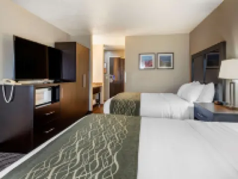 Comfort Inn & Suites Hotels in Mesa County