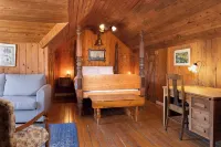 Camp de Base Gaspésie Hotels in Perce