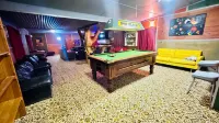 The Crossing Lodge & Backpackers Hotels in National Park