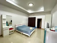 SJ Mansion Phetchaburi Hotel a Distretto di Ban Lat