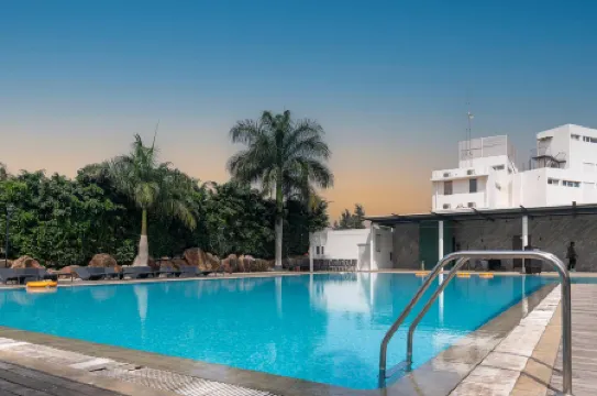 Clover Greens Golf Course and Resort