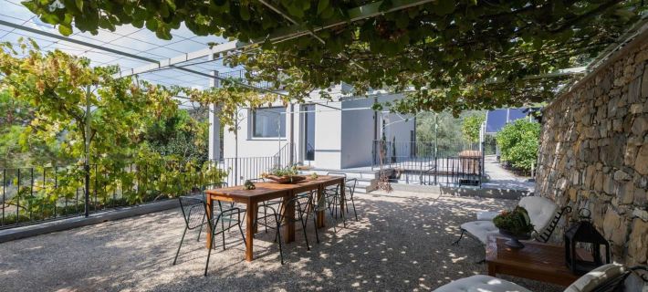 Italianway - Luxury Apartment in Modern Villa 2 Ξενοδοχεία στην πόλη Imperia