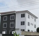 Queen-sized 2 bedroom Apt near Accra @ Victoria Grand apartments Hotels near Rock City