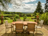 Glenquiech House Hotels in Forfar