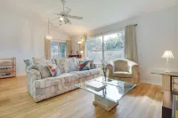 Sunny Clermont Retreat ~ 20 Mi to Disney World! Hotels near SUN STATE PRODUCE SALES, INC.