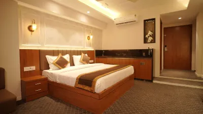 Pali's Stay Hotels in Raja Park