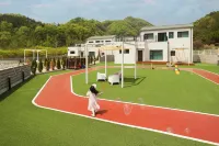 Wanju Elfin Kids Pool Villa Hotels in Wanju-gun