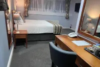 Dancenter East Midlands Airport