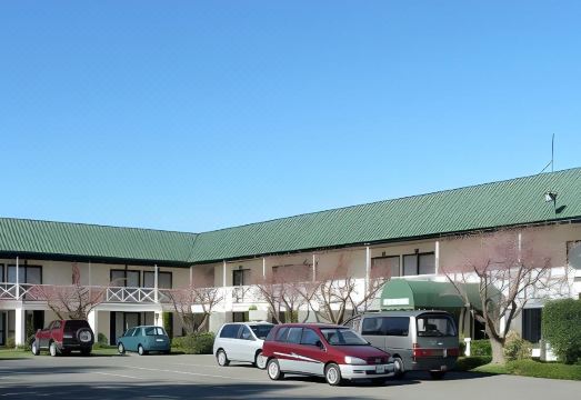 2. 레이스웨이 모텔..