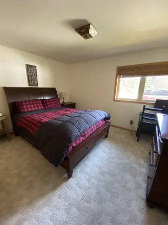 The Golden Bear - Golf, Ski and Downtown Отели в г. Карбон