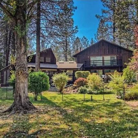 River Retreat+ Indoor Pool & Hot Tub on 3.5 Acres
