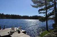 Waterfront cottage @ Muskoka Pines kayaks/ fireplace /bbq/firepit
