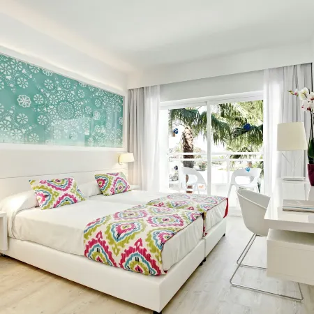 Grupotel Ibiza Beach Resort - Adults Only